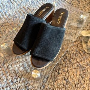 Koolaburra by UGG suede sandals